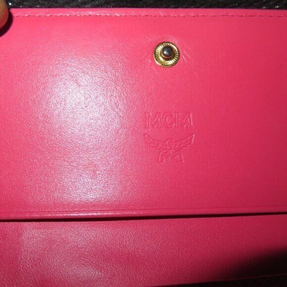 MCM Visetos Leather Studded Logo Motifs Medium Trifold Wallet Fuchsia Magenta - Picture 9 of 15